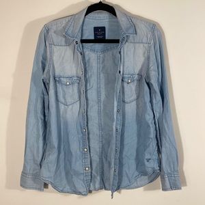 American Eagle Boyfriend Shirt Women’s Pearl Snap Blue Longsleeve